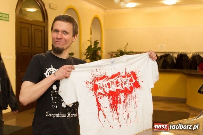 Zdjęcie w galerii na portalu naszraciborz.pl: AlcoholicA i Indignity - mocne brzmienie w Strzesze wiadomości z regionu