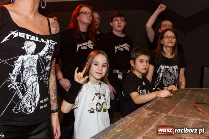 Zdjęcie w galerii na portalu naszraciborz.pl: AlcoholicA i Indignity - mocne brzmienie w Strzesze wiadomości z regionu