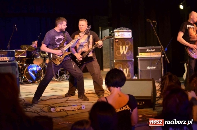 Zdjęcie w galerii na portalu naszraciborz.pl: AlcoholicA i Indignity - mocne brzmienie w Strzesze wiadomości z regionu