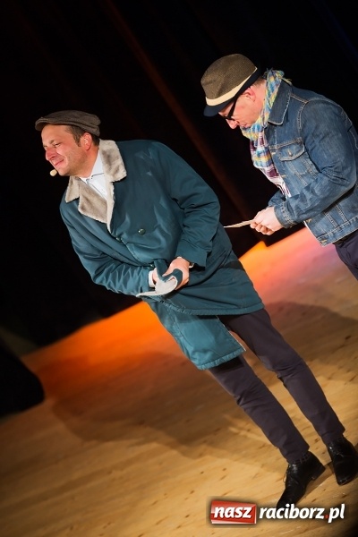 Zdjęcie w galerii na portalu naszraciborz.pl: Kabaret Moralnego Niepokoju bawił w RCK wiadomości z regionu