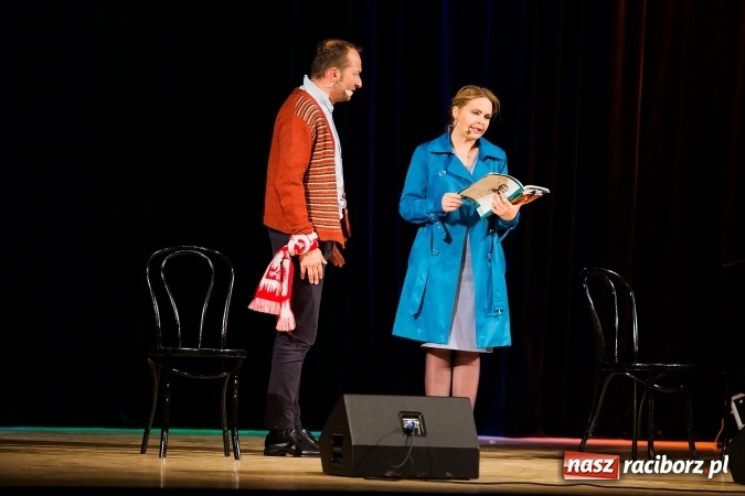 Zdjęcie w galerii na portalu naszraciborz.pl: Kabaret Moralnego Niepokoju bawił w RCK wiadomości z regionu