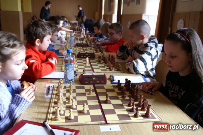 Zdjęcie w galerii na portalu naszraciborz.pl: Szachowe zmagania w turnieju o Puchar Prezydenta Raciborza wiadomości z regionu
