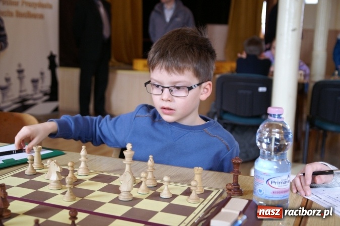 Zdjęcie w galerii na portalu naszraciborz.pl: Szachowe zmagania w turnieju o Puchar Prezydenta Raciborza wiadomości z regionu