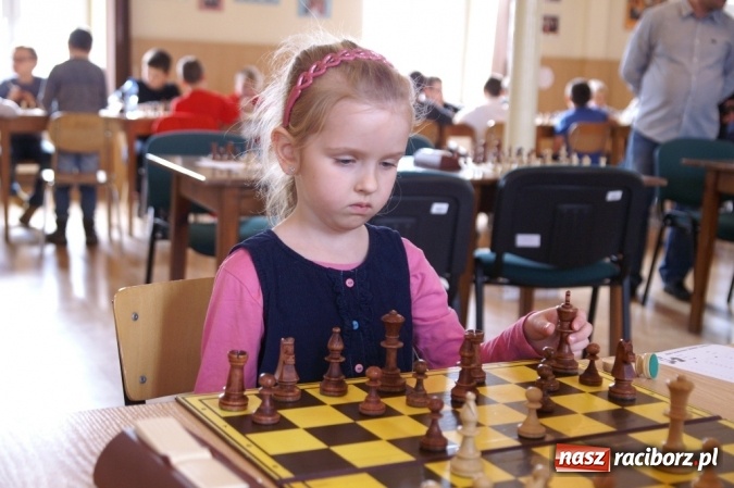 Zdjęcie w galerii na portalu naszraciborz.pl: Szachowe zmagania w turnieju o Puchar Prezydenta Raciborza wiadomości z regionu