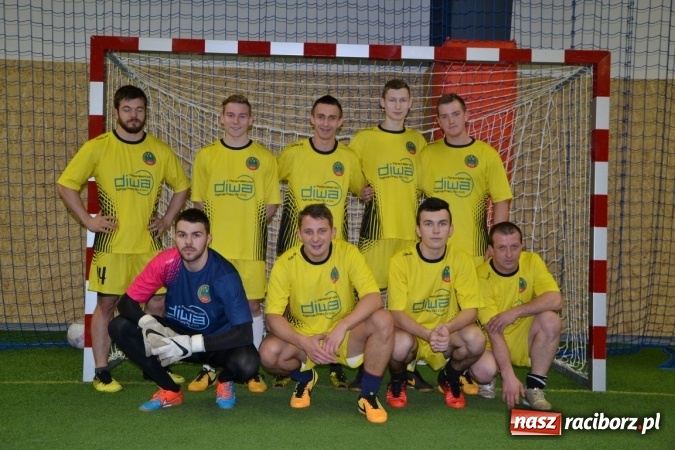 Zdjęcie w galerii na portalu naszraciborz.pl: II Halowy Turniej Piłki Nożnej o Puchar Wójta Krzyżanowic. Chałupki rozgromiły Tworków wiadomości z regionu