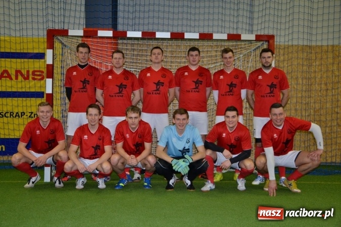 Zdjęcie w galerii na portalu naszraciborz.pl: II Halowy Turniej Piłki Nożnej o Puchar Wójta Krzyżanowic. Chałupki rozgromiły Tworków wiadomości z regionu