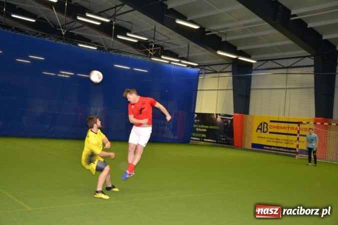 Zdjęcie w galerii na portalu naszraciborz.pl: II Halowy Turniej Piłki Nożnej o Puchar Wójta Krzyżanowic. Chałupki rozgromiły Tworków wiadomości z regionu