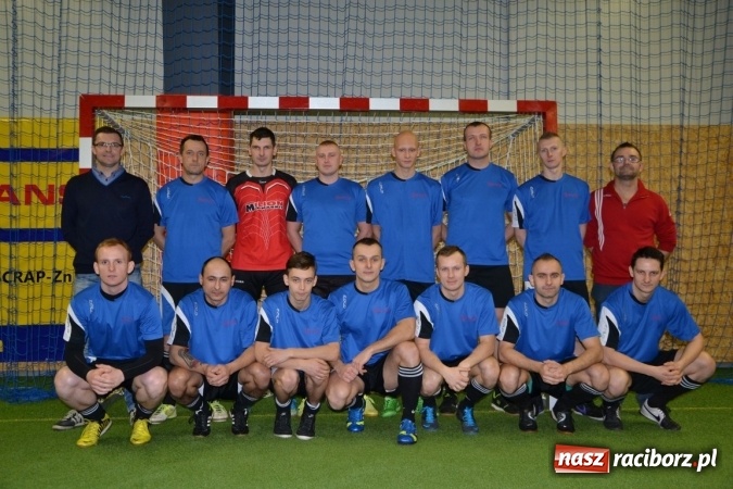 Zdjęcie w galerii na portalu naszraciborz.pl: II Halowy Turniej Piłki Nożnej o Puchar Wójta Krzyżanowic. Chałupki rozgromiły Tworków wiadomości z regionu