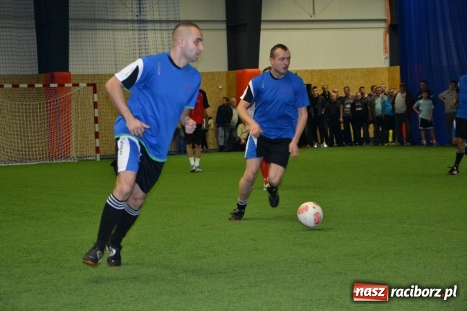 Zdjęcie w galerii na portalu naszraciborz.pl: II Halowy Turniej Piłki Nożnej o Puchar Wójta Krzyżanowic. Chałupki rozgromiły Tworków wiadomości z regionu