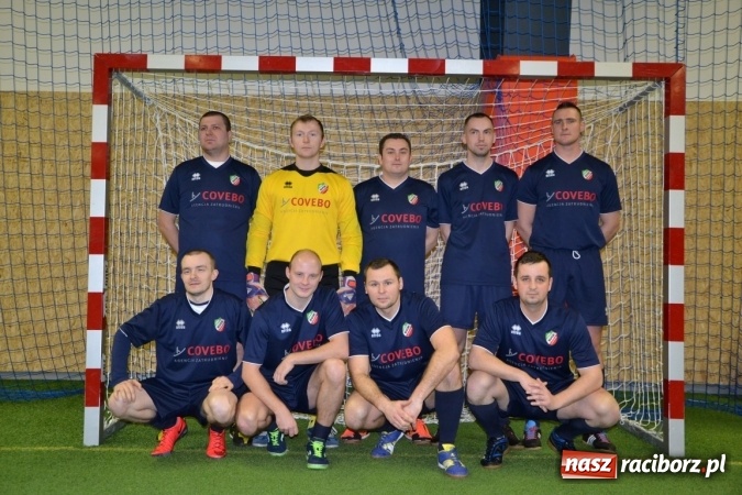 Zdjęcie w galerii na portalu naszraciborz.pl: II Halowy Turniej Piłki Nożnej o Puchar Wójta Krzyżanowic. Chałupki rozgromiły Tworków wiadomości z regionu