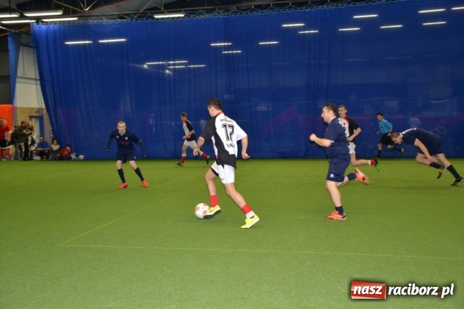 Zdjęcie w galerii na portalu naszraciborz.pl: II Halowy Turniej Piłki Nożnej o Puchar Wójta Krzyżanowic. Chałupki rozgromiły Tworków wiadomości z regionu