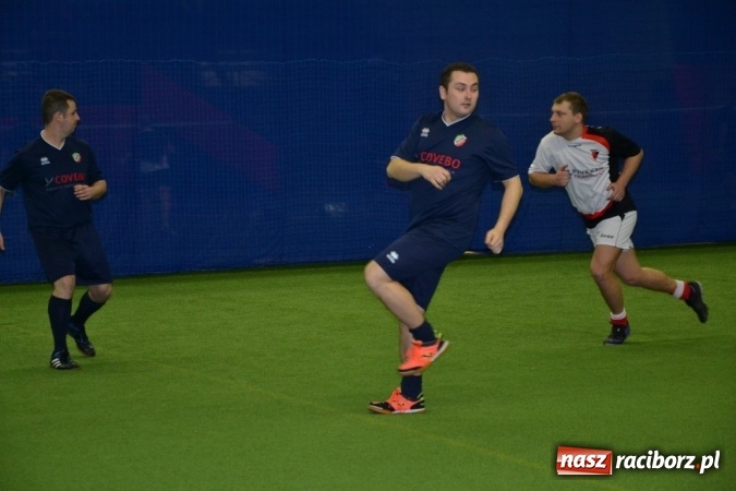 Zdjęcie w galerii na portalu naszraciborz.pl: II Halowy Turniej Piłki Nożnej o Puchar Wójta Krzyżanowic. Chałupki rozgromiły Tworków wiadomości z regionu