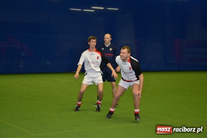 Zdjęcie w galerii na portalu naszraciborz.pl: II Halowy Turniej Piłki Nożnej o Puchar Wójta Krzyżanowic. Chałupki rozgromiły Tworków wiadomości z regionu