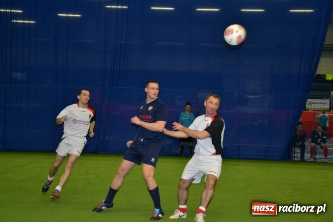 Zdjęcie w galerii na portalu naszraciborz.pl: II Halowy Turniej Piłki Nożnej o Puchar Wójta Krzyżanowic. Chałupki rozgromiły Tworków wiadomości z regionu