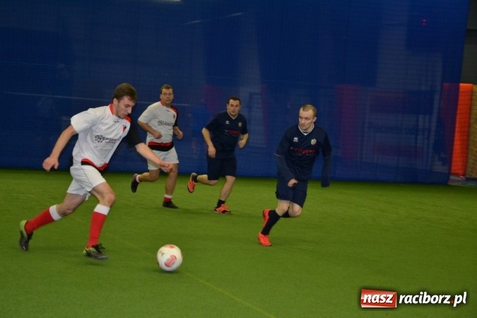 Zdjęcie w galerii na portalu naszraciborz.pl: II Halowy Turniej Piłki Nożnej o Puchar Wójta Krzyżanowic. Chałupki rozgromiły Tworków wiadomości z regionu