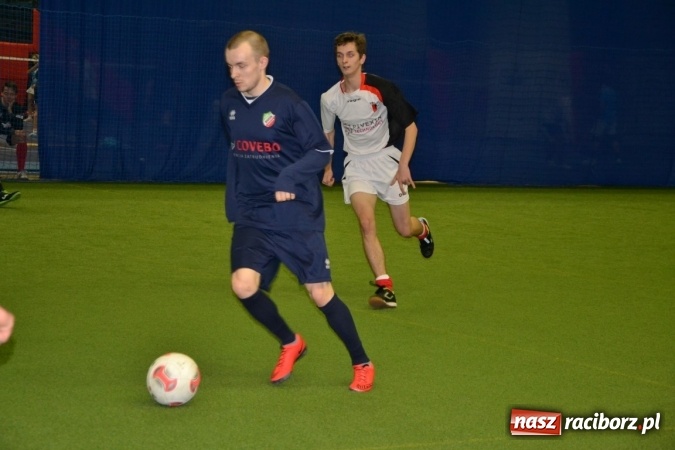 Zdjęcie w galerii na portalu naszraciborz.pl: II Halowy Turniej Piłki Nożnej o Puchar Wójta Krzyżanowic. Chałupki rozgromiły Tworków wiadomości z regionu