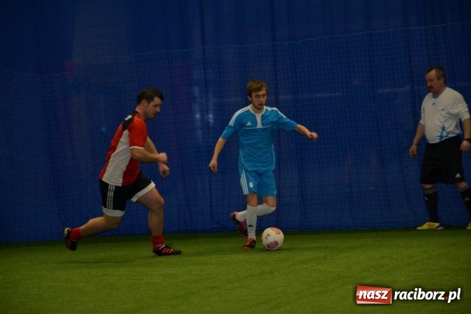 Zdjęcie w galerii na portalu naszraciborz.pl: II Halowy Turniej Piłki Nożnej o Puchar Wójta Krzyżanowic. Chałupki rozgromiły Tworków wiadomości z regionu