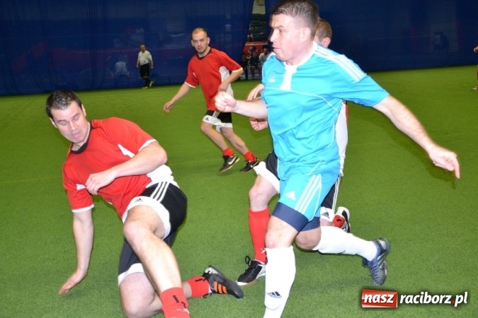 Zdjęcie w galerii na portalu naszraciborz.pl: II Halowy Turniej Piłki Nożnej o Puchar Wójta Krzyżanowic. Chałupki rozgromiły Tworków wiadomości z regionu