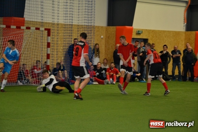 Zdjęcie w galerii na portalu naszraciborz.pl: II Halowy Turniej Piłki Nożnej o Puchar Wójta Krzyżanowic. Chałupki rozgromiły Tworków wiadomości z regionu