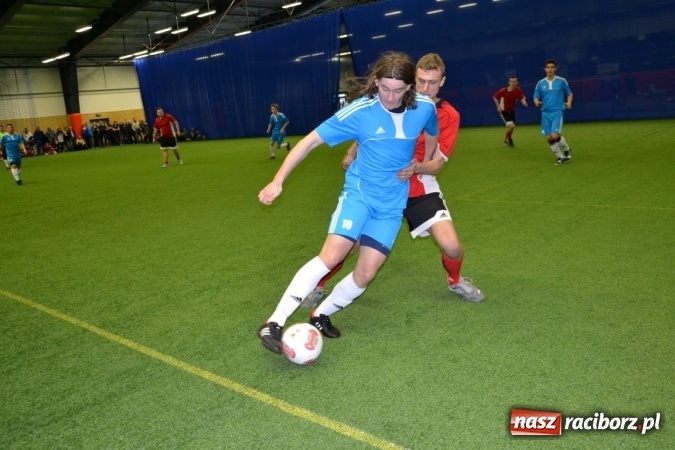 Zdjęcie w galerii na portalu naszraciborz.pl: II Halowy Turniej Piłki Nożnej o Puchar Wójta Krzyżanowic. Chałupki rozgromiły Tworków wiadomości z regionu