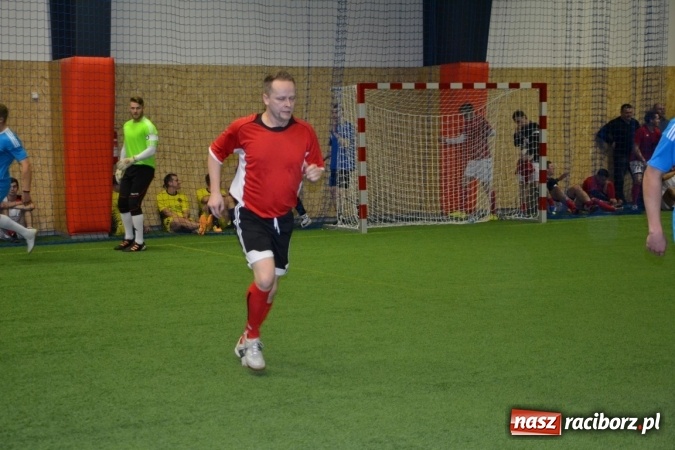 Zdjęcie w galerii na portalu naszraciborz.pl: II Halowy Turniej Piłki Nożnej o Puchar Wójta Krzyżanowic. Chałupki rozgromiły Tworków wiadomości z regionu