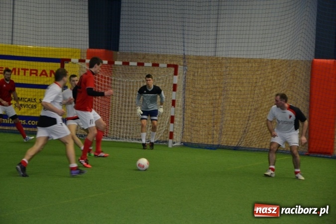 Zdjęcie w galerii na portalu naszraciborz.pl: II Halowy Turniej Piłki Nożnej o Puchar Wójta Krzyżanowic. Chałupki rozgromiły Tworków wiadomości z regionu