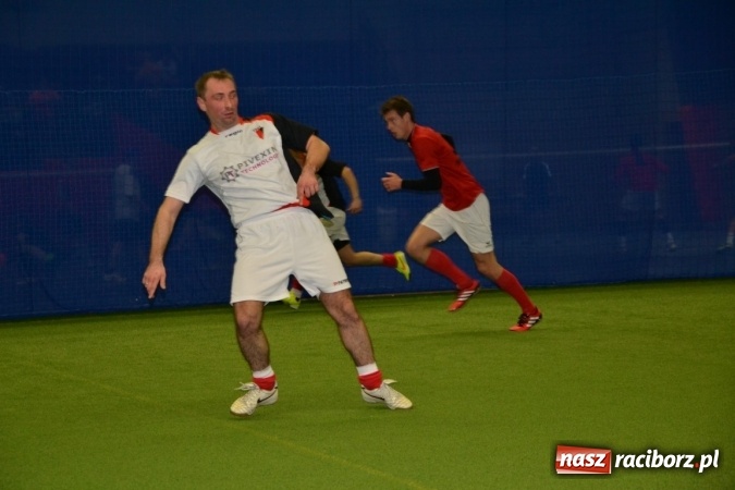 Zdjęcie w galerii na portalu naszraciborz.pl: II Halowy Turniej Piłki Nożnej o Puchar Wójta Krzyżanowic. Chałupki rozgromiły Tworków wiadomości z regionu