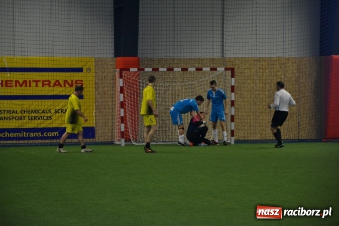 Zdjęcie w galerii na portalu naszraciborz.pl: II Halowy Turniej Piłki Nożnej o Puchar Wójta Krzyżanowic. Chałupki rozgromiły Tworków wiadomości z regionu