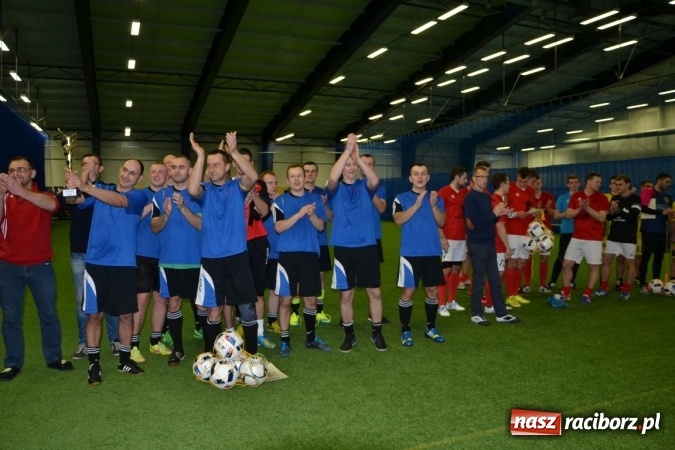 Zdjęcie w galerii na portalu naszraciborz.pl: II Halowy Turniej Piłki Nożnej o Puchar Wójta Krzyżanowic. Chałupki rozgromiły Tworków wiadomości z regionu