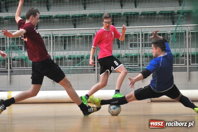 Zdjęcie w galerii na portalu naszraciborz.pl: Zwycięstwo Ultimate, walkower dla Iras Team wiadomości z regionu