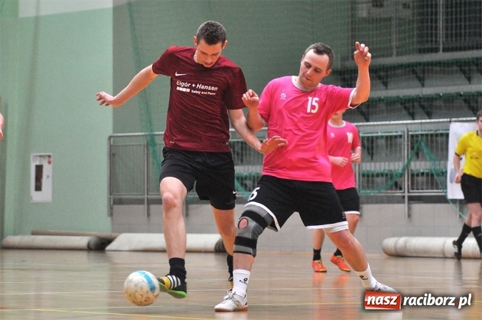 Zdjęcie w galerii na portalu naszraciborz.pl: Zwycięstwo Ultimate, walkower dla Iras Team wiadomości z regionu