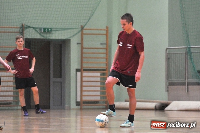 Zdjęcie w galerii na portalu naszraciborz.pl: Zwycięstwo Ultimate, walkower dla Iras Team wiadomości z regionu