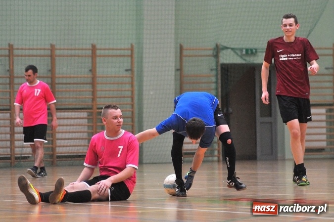 Zdjęcie w galerii na portalu naszraciborz.pl: Zwycięstwo Ultimate, walkower dla Iras Team wiadomości z regionu