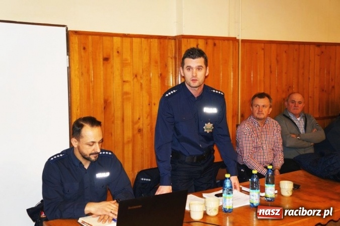 Zdjęcie w galerii na portalu naszraciborz.pl: Trwają konsultacje społeczne w sprawie tworzenia map zagrożeń bezpieczeństwa w powiecie raciborskim wiadomości z regionu