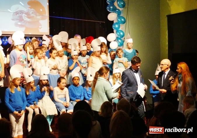 Zdjęcie w galerii na portalu naszraciborz.pl: Smerfne warsztaty w Młodzieżowym Domu Kultury wiadomości z regionu