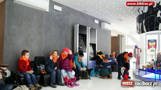 Zdjęcie w galerii na portalu naszraciborz.pl: Jeden za wszystkich, wszyscy za jednego, czyli raciborzanie w teatrze w Opolu  wiadomości z regionu