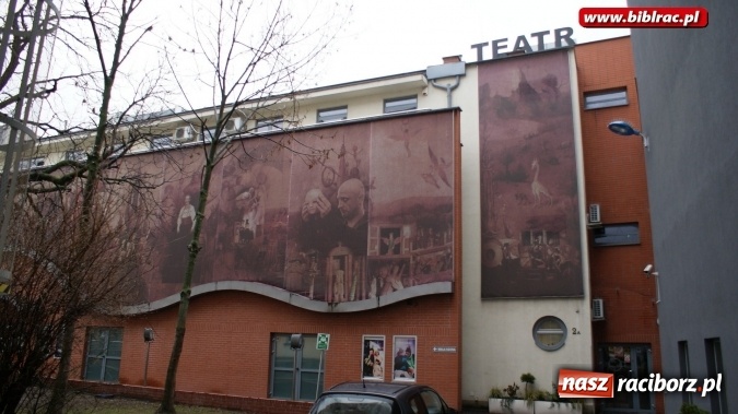 Zdjęcie w galerii na portalu naszraciborz.pl: Jeden za wszystkich, wszyscy za jednego, czyli raciborzanie w teatrze w Opolu  wiadomości z regionu