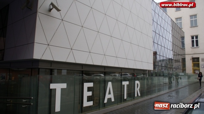 Zdjęcie w galerii na portalu naszraciborz.pl: Jeden za wszystkich, wszyscy za jednego, czyli raciborzanie w teatrze w Opolu  wiadomości z regionu