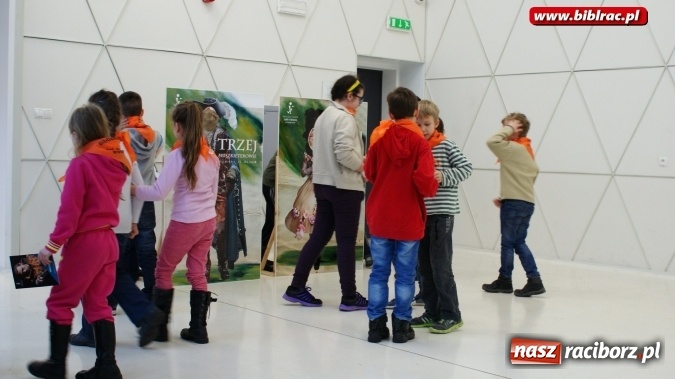 Zdjęcie w galerii na portalu naszraciborz.pl: Jeden za wszystkich, wszyscy za jednego, czyli raciborzanie w teatrze w Opolu  wiadomości z regionu