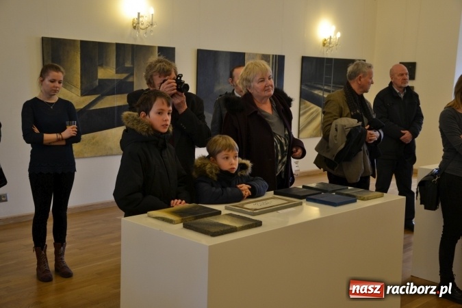 Zdjęcie w galerii na portalu naszraciborz.pl: Finisaż wystawy malarstwa Magdaleny Gogół na zamku wiadomości z regionu