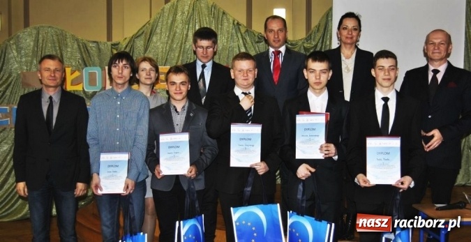 Zdjęcie w galerii na portalu naszraciborz.pl: Trwa drugi etap konkursu Młodzieżowy Lider Biznesu 2016  wiadomości z regionu