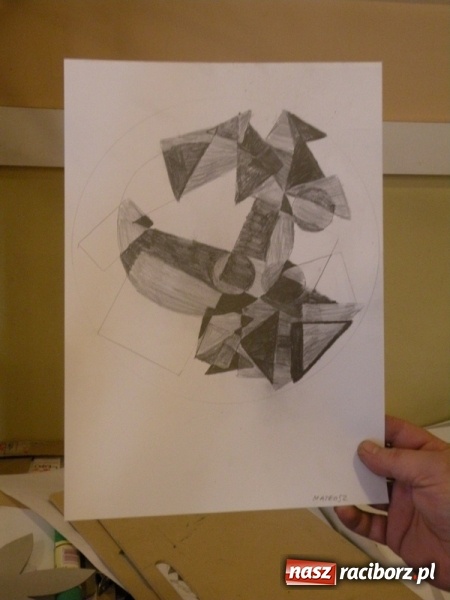 Zdjęcie w galerii na portalu naszraciborz.pl: Witraże i monotypia – warsztaty plastyczne w Strzesze wiadomości z regionu