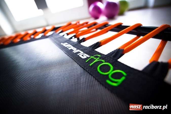 Zdjęcie w galerii na portalu naszraciborz.pl: Jumping Frog - hit sezonu już od marca w Brooklyn Gym wiadomości z regionu