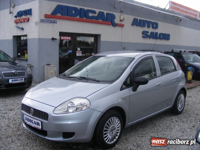 Zdjęcie w galerii na portalu naszraciborz.pl: Przejrzyj aktualną ofertę salonu ADICAR wiadomości z regionu