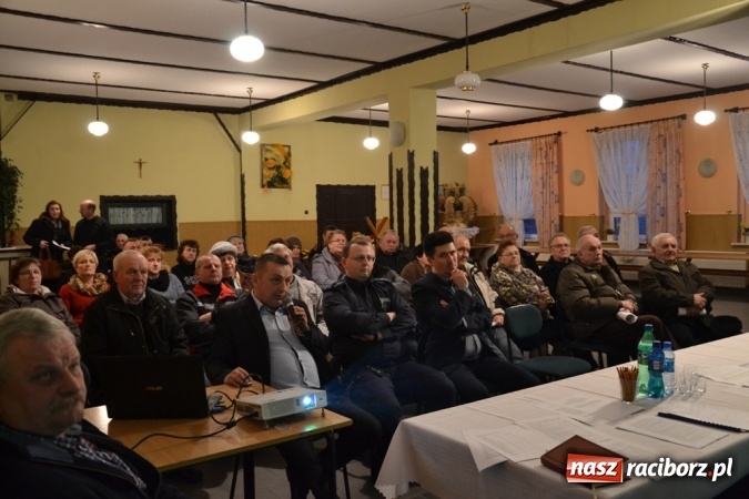 Zdjęcie w galerii na portalu naszraciborz.pl: Praca wzbogaca - LKS Jankowice z odmienioną siedzibą!  wiadomości z regionu