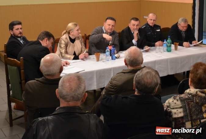 Zdjęcie w galerii na portalu naszraciborz.pl: Praca wzbogaca - LKS Jankowice z odmienioną siedzibą!  wiadomości z regionu