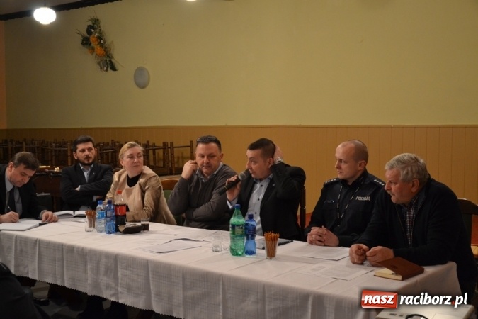 Zdjęcie w galerii na portalu naszraciborz.pl: Praca wzbogaca - LKS Jankowice z odmienioną siedzibą!  wiadomości z regionu