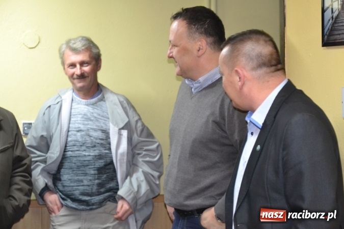 Zdjęcie w galerii na portalu naszraciborz.pl: Praca wzbogaca - LKS Jankowice z odmienioną siedzibą!  wiadomości z regionu