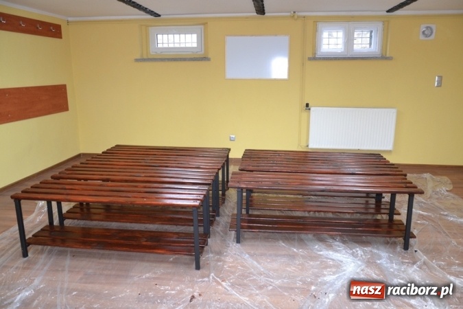 Zdjęcie w galerii na portalu naszraciborz.pl: Praca wzbogaca - LKS Jankowice z odmienioną siedzibą!  wiadomości z regionu