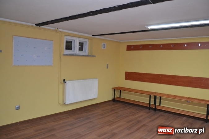 Zdjęcie w galerii na portalu naszraciborz.pl: Praca wzbogaca - LKS Jankowice z odmienioną siedzibą!  wiadomości z regionu